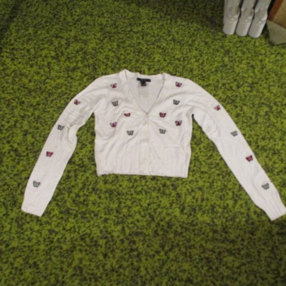 Cropped embroidered butterfly cardigan - Forever 21 - Picture 2 of 6
